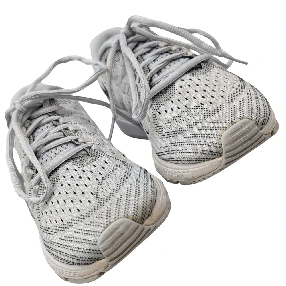 Nike Air Zoom Vomero 11 Running Shoes Wolf Grey Black 818100-002 Womens Size 7‎